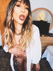 SusiAndRick Public Pic 5