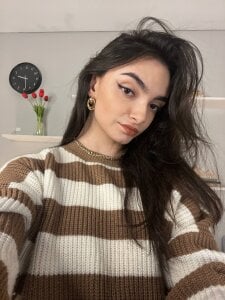 Morena_Dolce strict teacher Pic 7