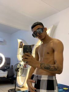 IMPERIO_ROMANO YANDEL🌲😍 Pic 4