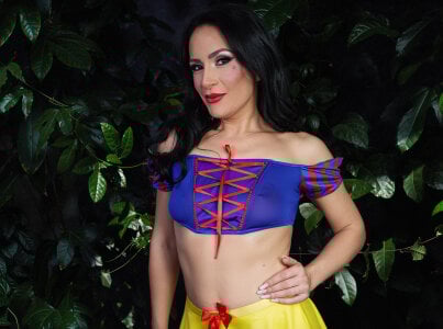 RaisaVawn SuperWomen Pic 6