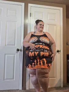 PlumCrazyRach Halloween 2025 Pic 2