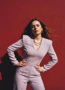 AsleyStouer Public صورة واحدة|AsleyStouer Public صورتان|AsleyStouer Public  2 صور|AsleyStouer Public  2 صورة