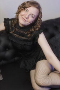 anna_bones Public Pic 3