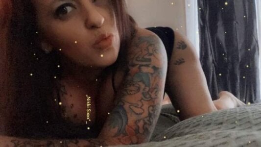LustyNikkiSixxx Public slika 9