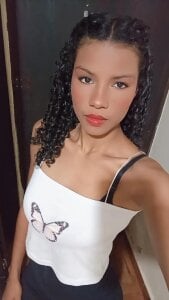 catiusca_reyes_03 Public зображення 3