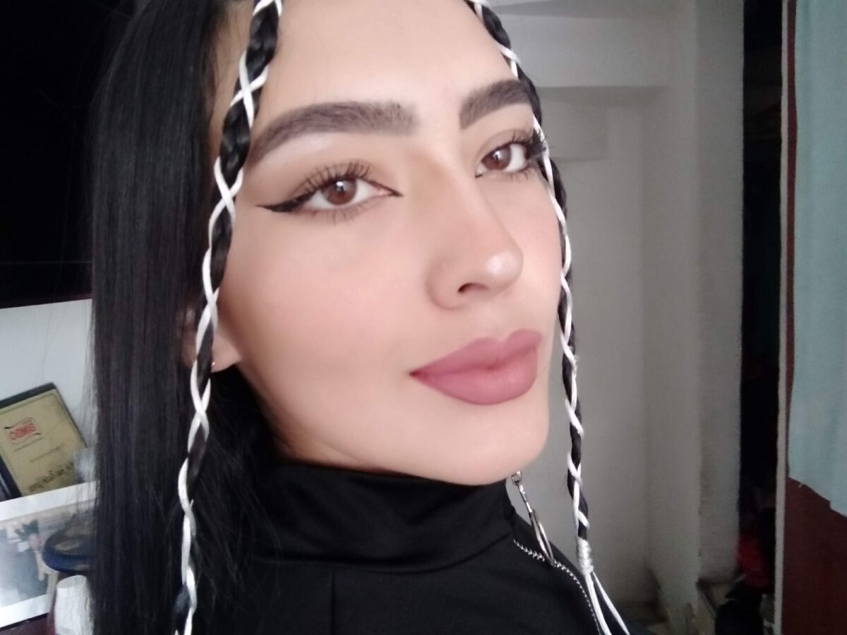 JuliethaFox Trending Plaatje 5473