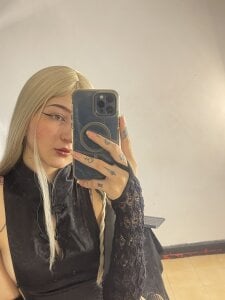 lillyoconnell Me Pic 4