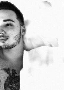 VenyxTrend Portrait Pic 3