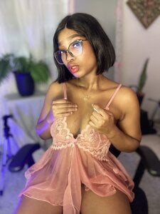 Black_girl3の🩷Tender and delicate like a rose 🌸の 6枚の写真