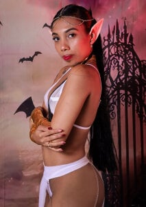 nata_luna “The Halloween Lady”👻🎃 Pic 3