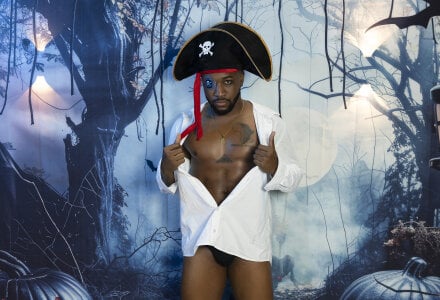 Drake_Nassir4 PIRATE Pic 3