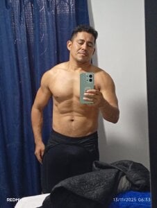 Maax_woolf Public Pic 3