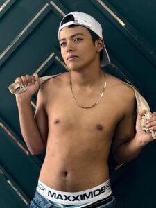 Public de ThiagoGonzalez_  2 Imagens