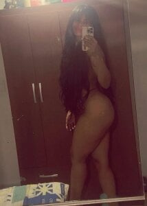 NikolRose Flirty Pic