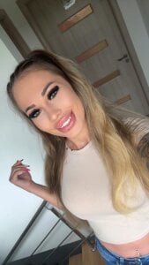 NycoleQuinn Public Kuva 2