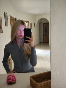 CherrylHolme Public Pic 5