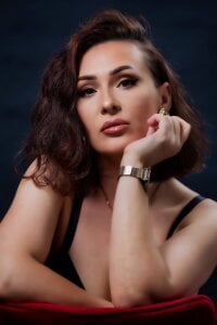 VeraNoir Unshaken. Unapologetic. Unforgettable. 🔥 Εικόνα 8