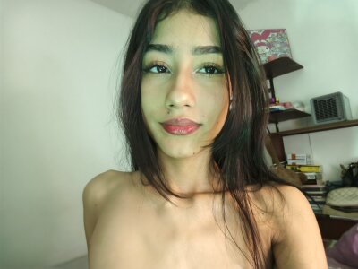 little_peach_69 I am ☺️❤️🇨🇴 Hình 4