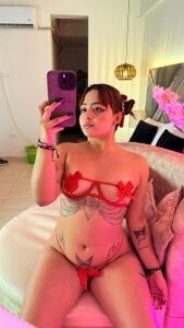 :) de KimVelezz  8 Imagens