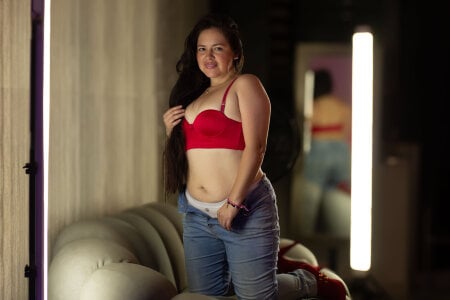 Amara_luxe Between Shadows and Desires Pic