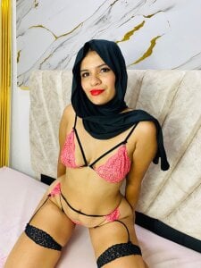 Public de Yasmin_nazer  2 photos