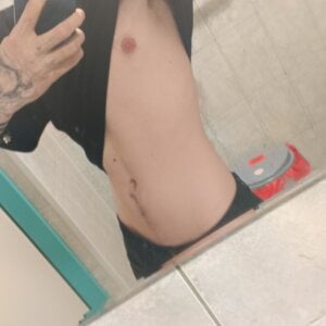 Public od em0_b0y  4 snímek