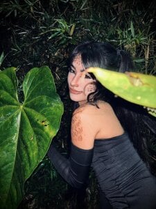 Rouse_Monroe outside in a hot nigth Pic 4