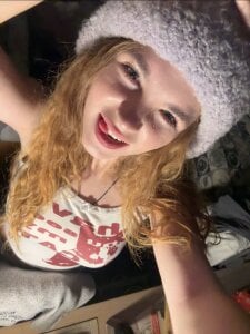 DiedraGlackin A little photo of me Pic 2