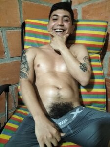 Horny_dirty_boy Me relax in my room Pic 5