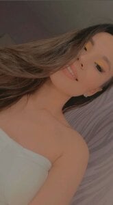 Kira_Veil Public Pic 5