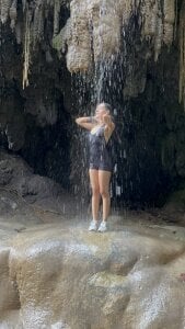 ItsJuli Public Poză 9