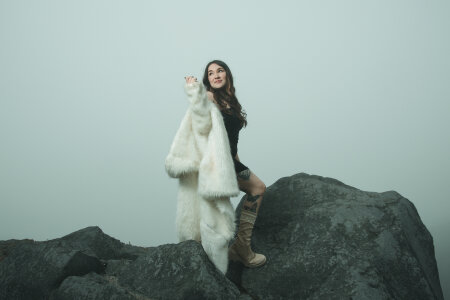 AmbarClarck Stomping on any terrain. 🏔️🌋🌍  4টি ছবি