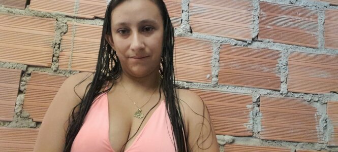 Mikela_19 Public Pic 2