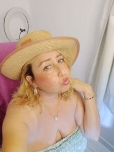 yo de Lobasensual  Imagens