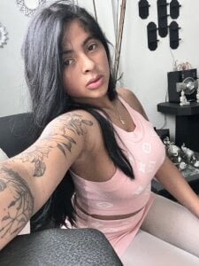 morenaQueen_ Queen 😳 Pic 2