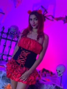 cute_laira HALLOWEEN 😈🎃🎃🔥 Pic 3