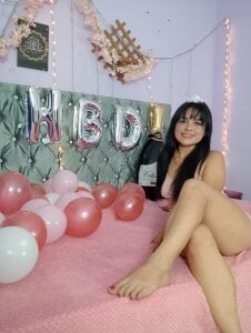 AliaAsad HAPPY BIRTHDAY TO ME 🎈🎁 Pic