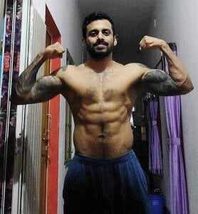 HaleyAyush Public Foto  2