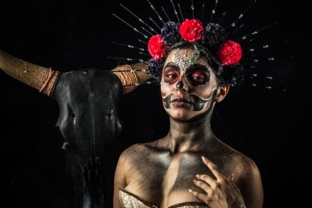 zoe_monroe1 Trick or treat... but do it with style 👻✨ Pic 2