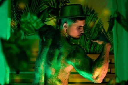 valenssio_morettiの❤️‍🔥☘️ Your good luck elf ☘️❤️‍🔥の 4枚の写真