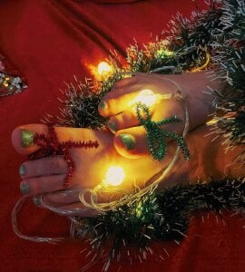 DeviJonson New Year's feet Pic 7