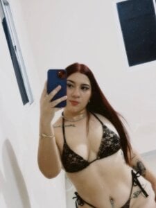 Leah-Moon Public 사진 2