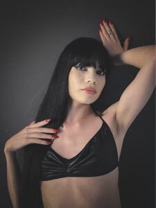 LadyLuminary Look at me... I'll tell you the rest in private. Immagine 