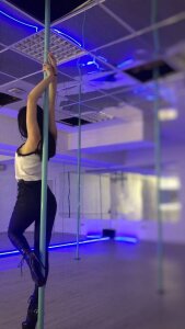 izabella_pretty Public Pic 4