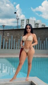 Public od AshleyJhonson  2 snímek