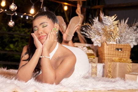 Poacahontasfg Elegant Christmas with forbidden wishes 🎁✨ Pic