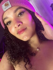 ivonne_diaz1 I LOVE MY BEAUTIFUL CURLS Pic