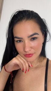 SofiaVal_ No puedo dejar de pensar en recorrer cada centímetro de tu cuerpo con mis labios 사진