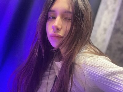 TeodoraChampy a bright star hiding in the darkness Pic 4