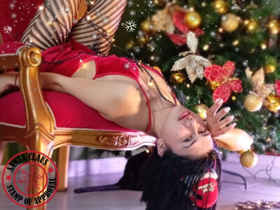 LeaMoreau22 Christmas with Lea!💝💕🤤 Pic 4